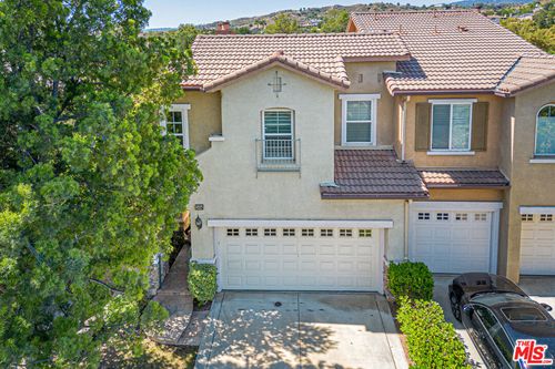 25684 Via Ventana, Valencia, CA, 91381-0642 | Card Image
