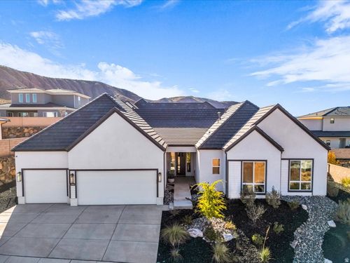 1568 Black Brush Dr, Washington, UT, 84780-3182 | Card Image