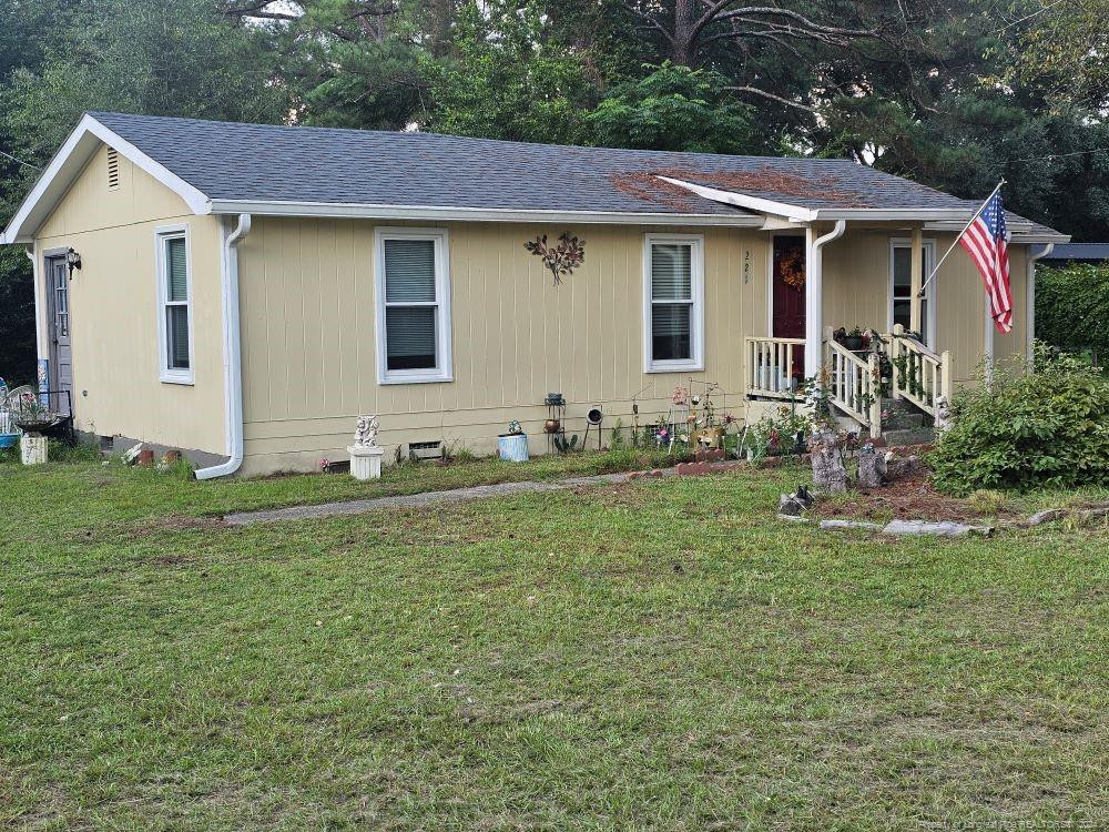 Keith Ave, Raeford, NC 28376