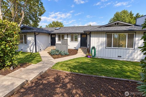 14213 Admiralty Way, Lynnwood, WA, 98087-5614 | Card Image