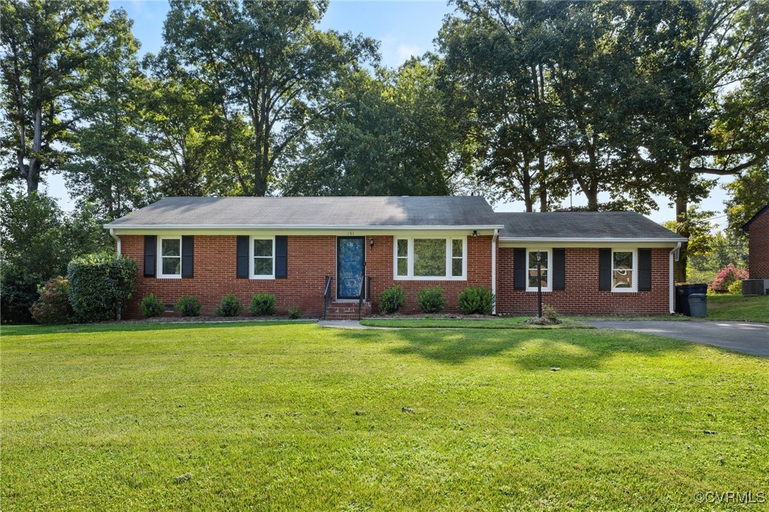 Ironwood Rd, North Chesterfield, VA 23236