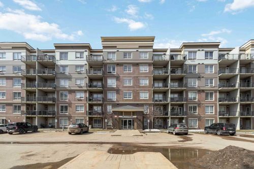 206-136D Sandpiper Rd, Fort Mcmurray, AB, T9K0J7 | Card Image