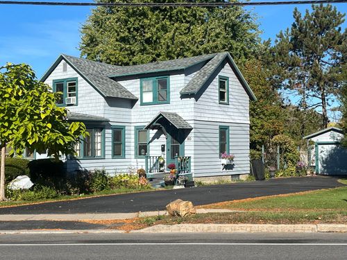 90 Rugar St, Plattsburgh, NY, 12901-2621 | Card Image
