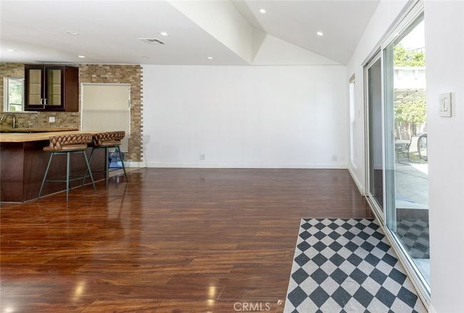 20355 Mobile St, House other with 3 bedrooms, 2 bathrooms and null parking in Winnetka CA | Image 20