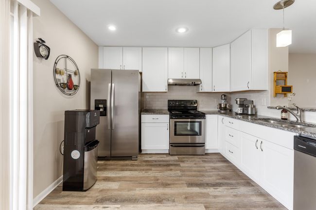 1080 Shady Lake Dr, Condo with 2 bedrooms, 4 bathrooms and null parking in Columbus OH | Image 18