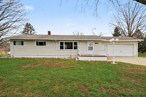 10060 S Dr S, Burlington, MI, 49029-9712 | Card Image