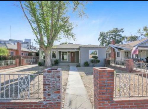 305 N Ferger Avenue, Fresno, CA, 93701 | Card Image