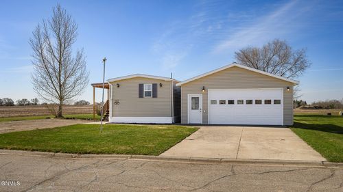 1303 Custer Dr, Washburn, ND, 58577-4018 | Card Image