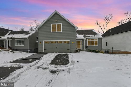 461 Kelker St, Oberlin, PA, 17113-1908 | Card Image