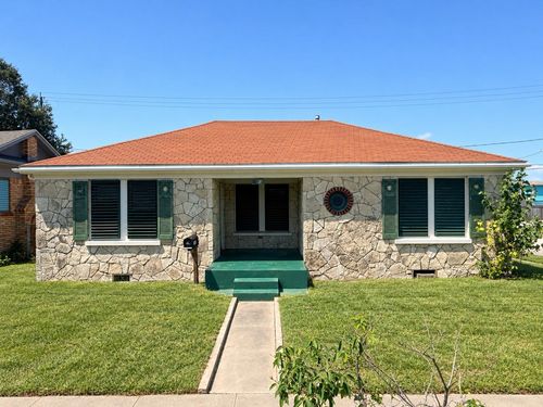 4902 Austin Dr, Galveston, TX, 77551-4531 | Card Image