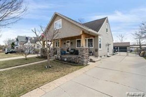 1760 Cole St, Birmingham, MI, 48009-7065 | Card Image