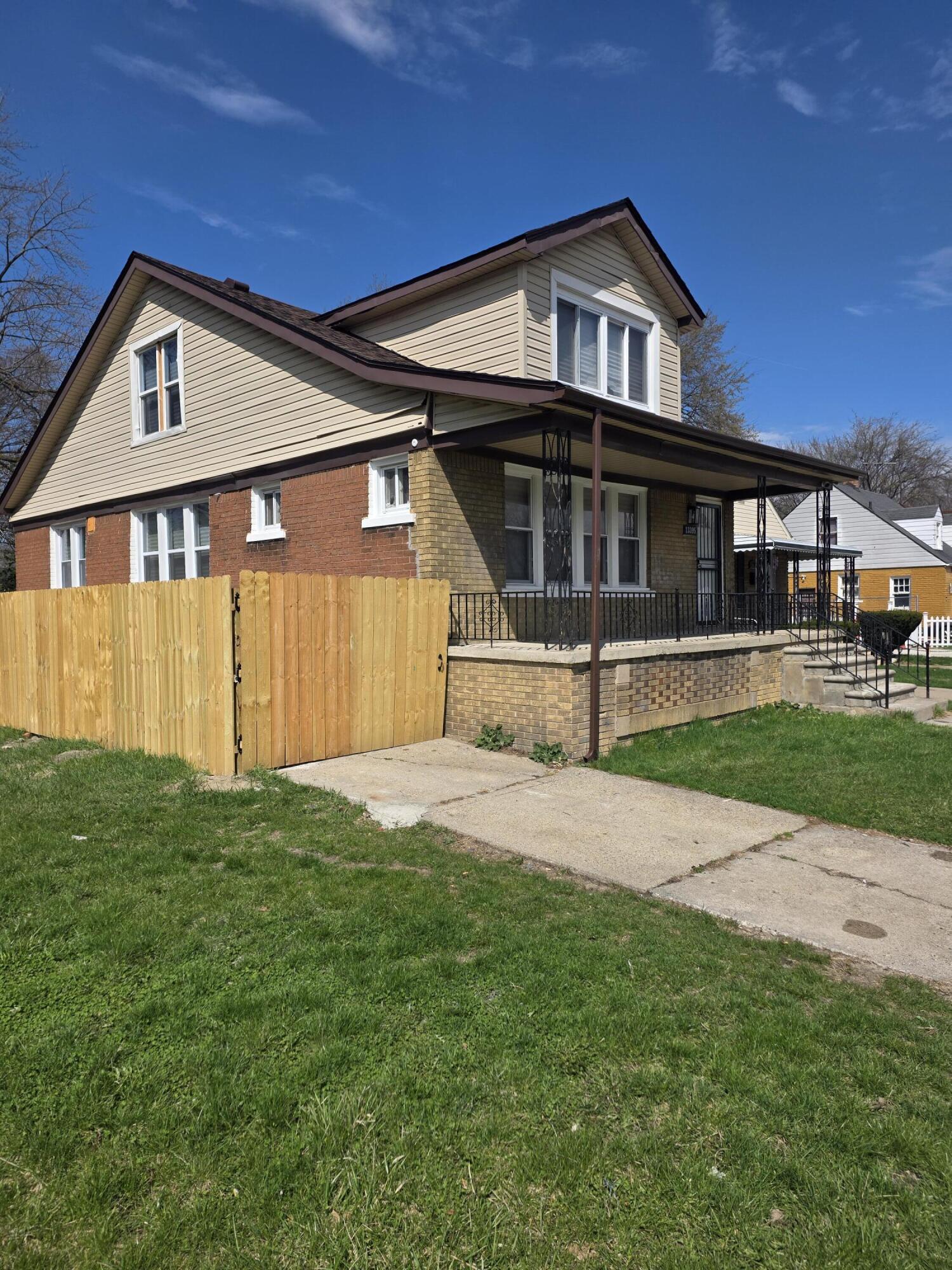 Residential in Detroit 4