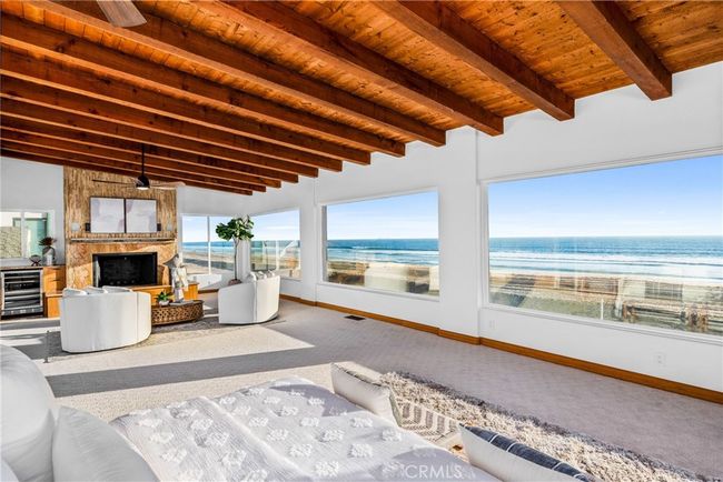 The entire 3rd level is dedicated to the master suite! | Image 33