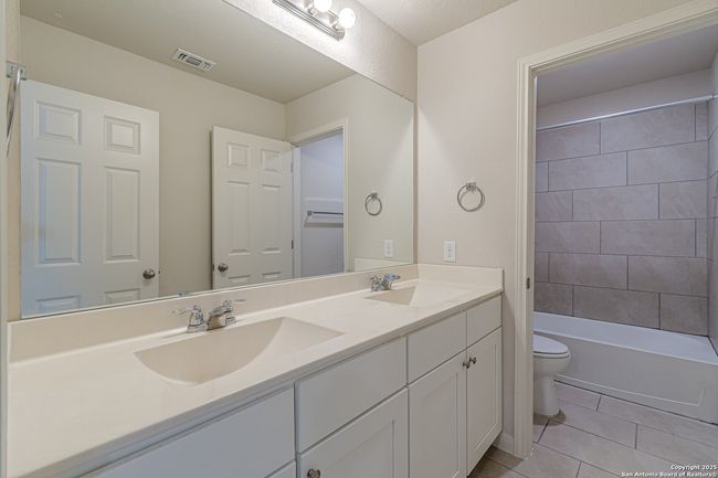 221 Treble Knl, House other with 4 bedrooms, 3 bathrooms and null parking in Spring Branch TX | Image 40