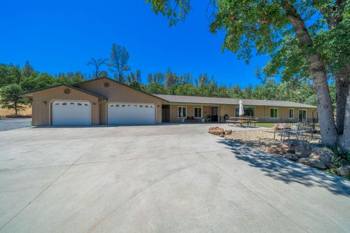 10852 Oak Run Road, Oak Run, CA, 96069 | Card Image