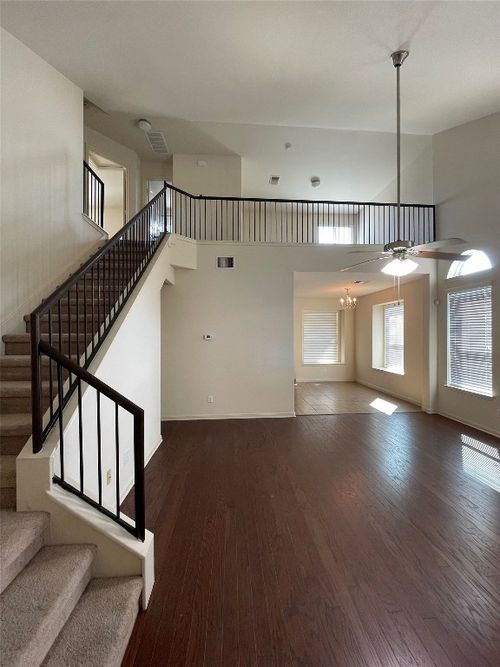 1433 Biscuit Dr, Austin, TX, 78754-6061 | Card Image