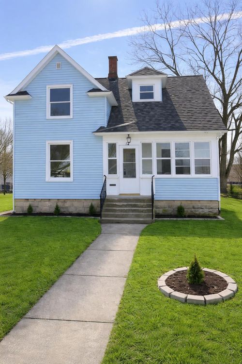 12 E 19th St, Holland, MI, 49423-4227 | Card Image