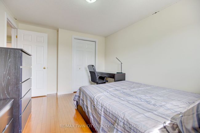 106 Country Clair St, House other with 3 bedrooms, 4 bathrooms and 2 parking in Kitchener ON | Image 24