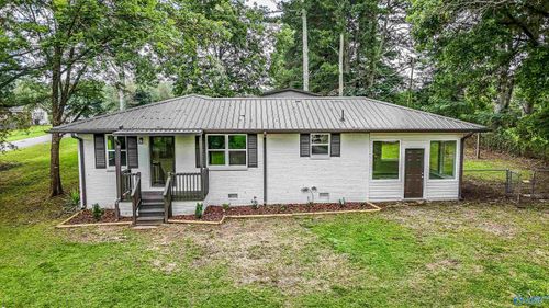 26220 Children Ln, Athens, AL, 35613-3816 | Card Image