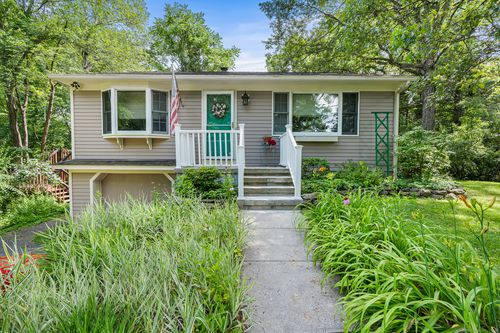 161 Jockey Hollow Rd, Monroe, CT, 06468-1234 | Card Image