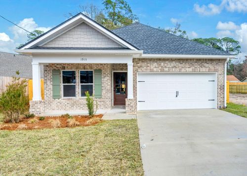 1913 Redwood Avenue, Niceville, FL, 32578 | Card Image