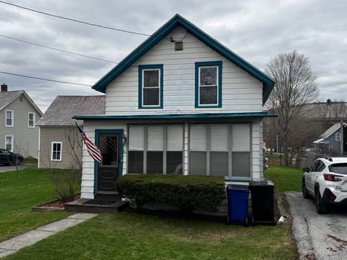 87 High St, West Rutland, VT, 05777-9630 | Card Image