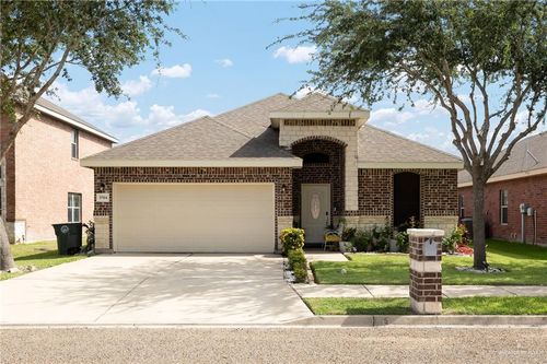 3704 Oriole Dr, Mission, TX, 78572-4895 | Card Image