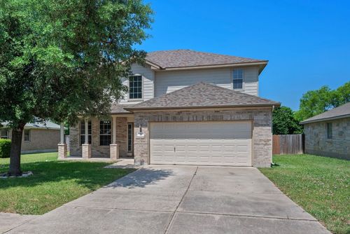 215 Gainer Dr, Hutto, TX, 78634-4371 | Card Image