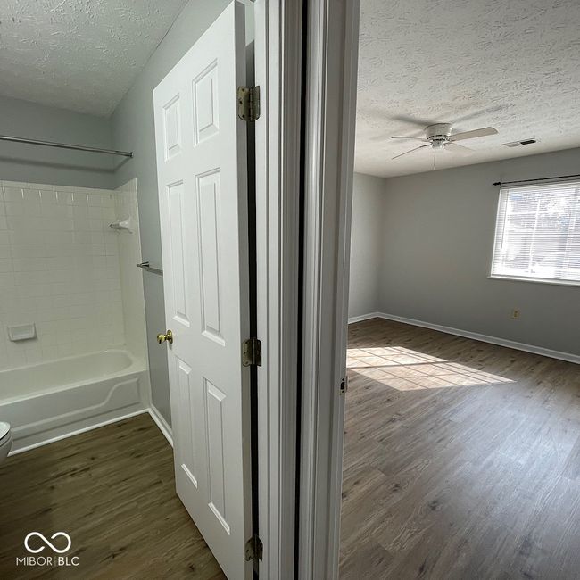 UNIT-101 - 8314 Glenwillow Ln, Condo with 2 bedrooms, 2 bathrooms and null parking in Indianapolis IN | Image 15