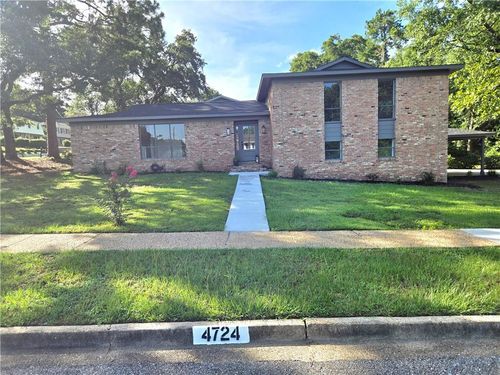 4724 Saint Dominic Pl, Mobile, AL, 36693-3611 | Card Image