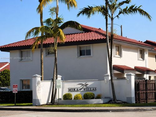 383-550 Nw 82nd Ct, Miami, FL, 33126-3959 | Card Image