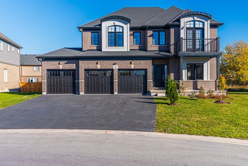 49 Monarch St, Welland, ON, L3C0E6 | Card Image