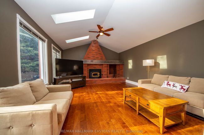 1740 Waddell Ave, House other with 4 bedrooms, 5 bathrooms and 4 parking in Peterborough ON | Image 15