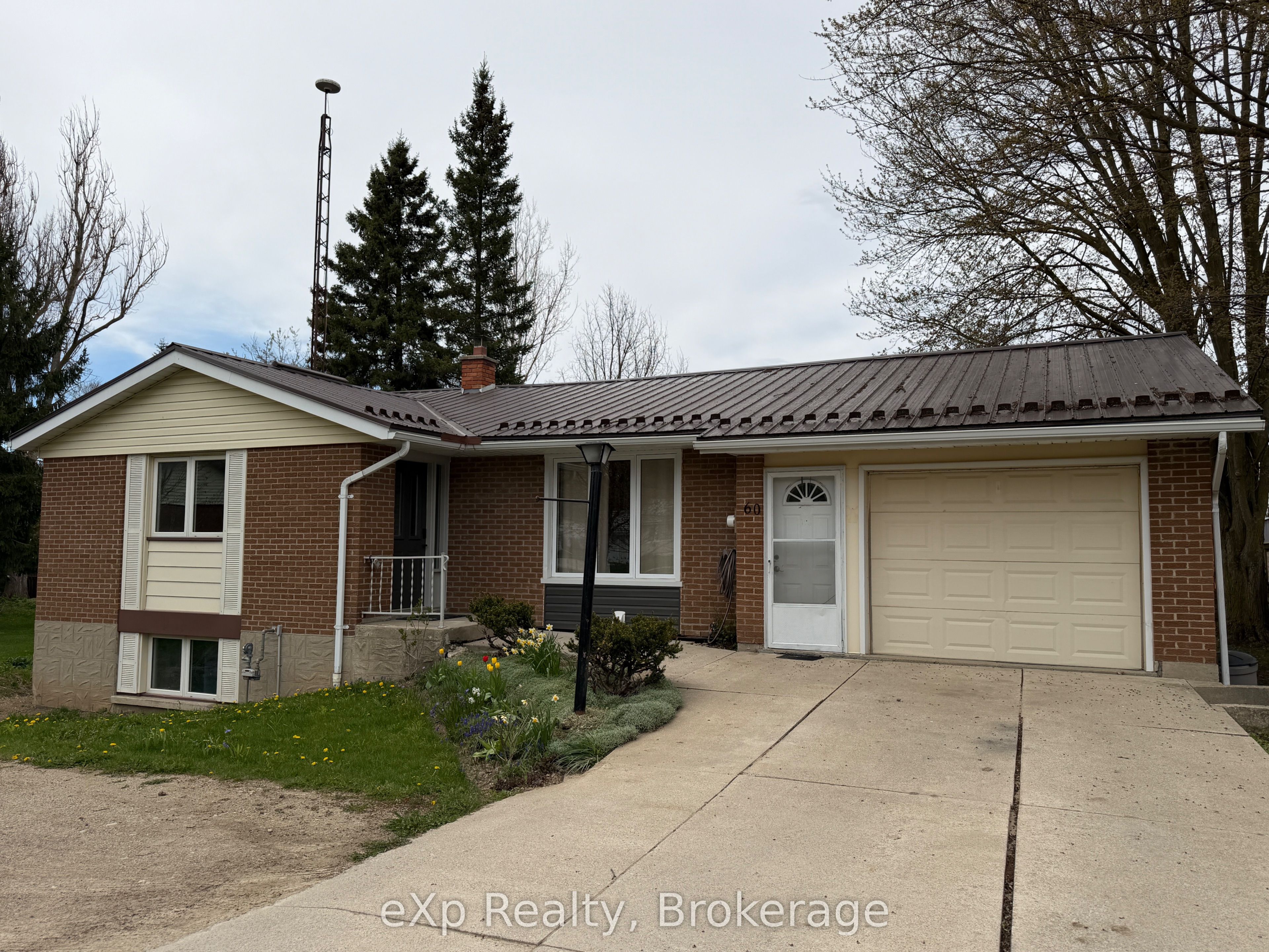 Residential in Mapleton 3