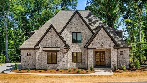 7792 Polar Dr, Oak Ridge, NC, 27310-6606 | Card Image