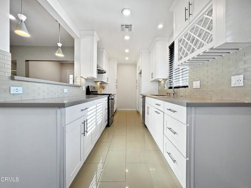 10506 Silverton Ave, Tujunga, CA, 91042 | Card Image