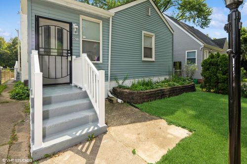 4421 Pennsylvania St, Gary, IN, 46409-2133 | Card Image