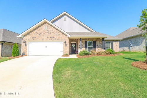 212 Serenity Lake Dr, Pearl, MS, 39208-1202 | Card Image