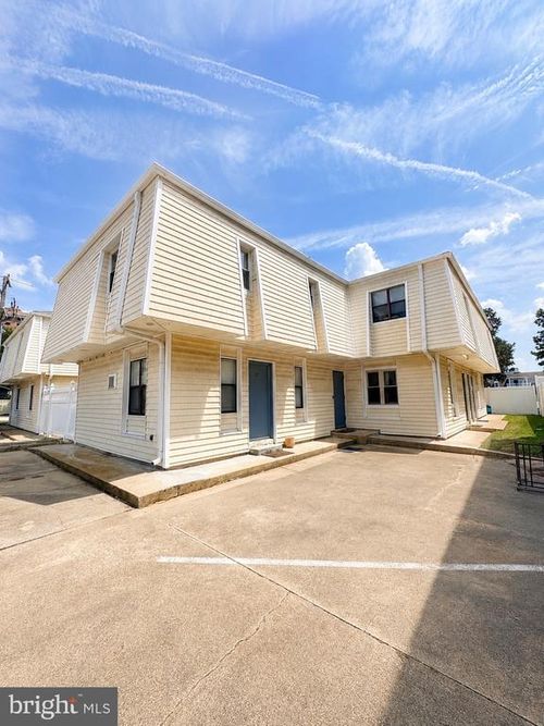 122-3149 Page Ave, Virginia Beach, VA, 23451-1141 | Card Image