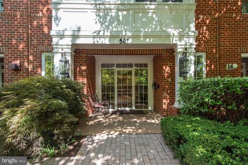 205-501 King Farm Blvd, ROCKVILLE, MD, 20850-6660 | Card Image