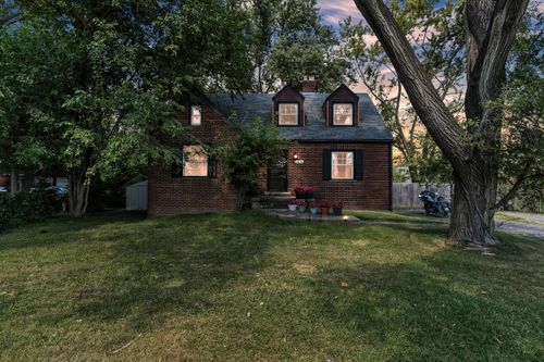 38136 Van Born Rd, Wayne, MI, 48184-1577 | Card Image