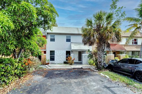 6561 Boulevard Of Champions, North Lauderdale, FL, 33068-3811 | Card Image