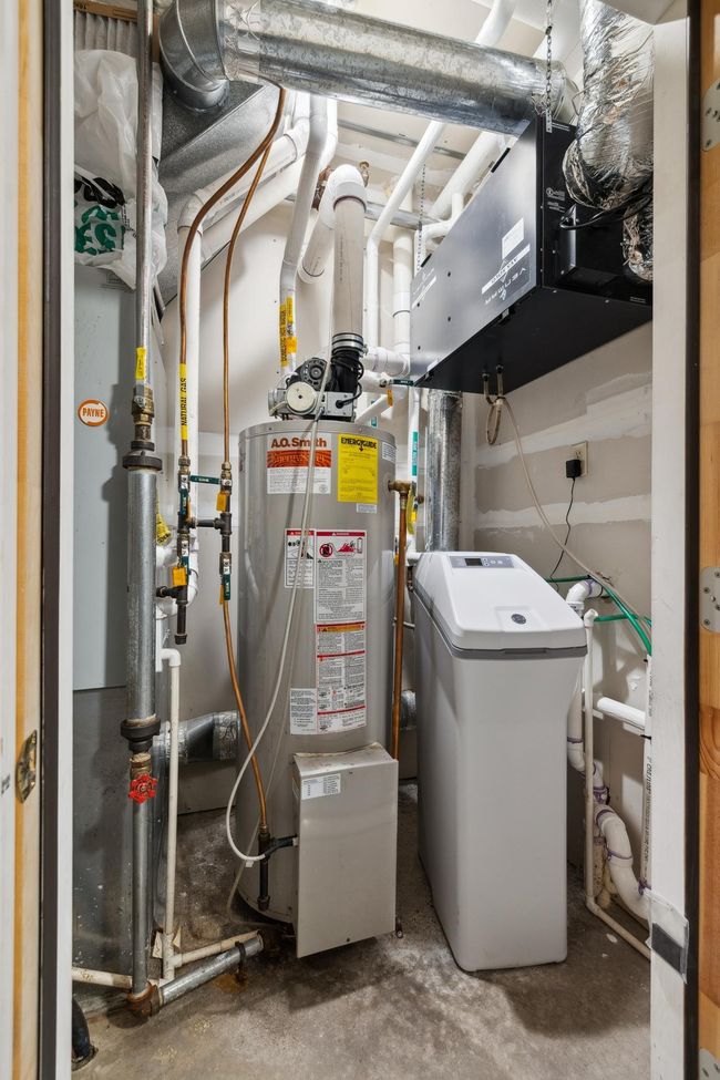 Utilities in Garage | Image 23