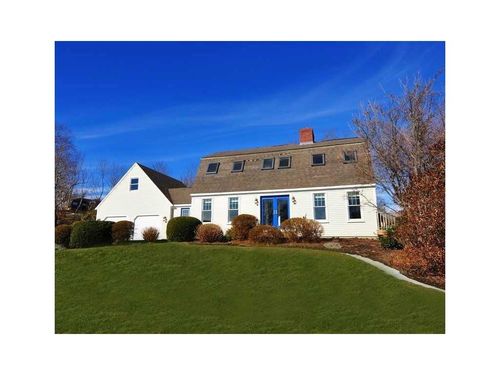 26 Peggy Ln, Portsmouth, RI, 02871-4045 | Card Image