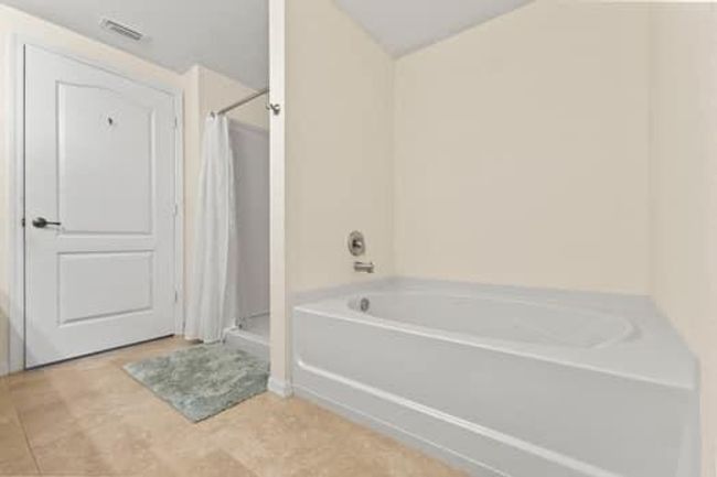 UNIT-34 - 4190 Gator Greens Way, Condo with 3 bedrooms, 3 bathrooms and null parking in Fort Pierce FL | Image 23