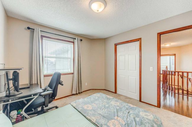 10 Kincora Heights Nw, Home with 4 bedrooms, 3 bathrooms and 4 parking in Calgary AB | Image 19