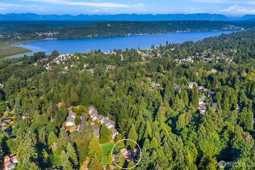 16409 Ne 43rd Ct, Redmond, WA, 98052-5419 | Card Image