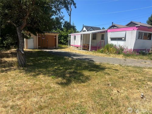 204 N 1st St, Roslyn, WA, 98941-5862 | Card Image