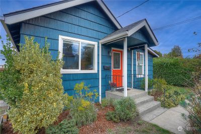 Welcome to 4311 N 8th Street in Tacoma | Image 1