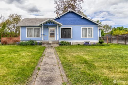 644 S Main St, Milton-Freewater, OR, 97862-1429 | Card Image